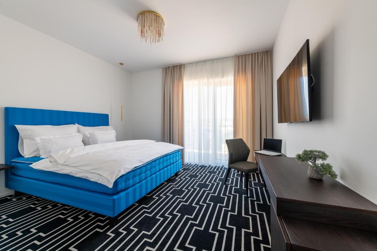 Hotel Zemplen Michalovce Exteriör bild